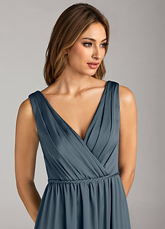 Azazie Tanicia Robes de demoiselle d'honneur Robe Trapèze en Satin extensible Plissée Violet Crépusculaire image6