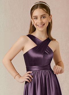 Azazie Jiya Junior Vestido de Ciruela de Satén Metálico de Corte En A con Plisado image3
