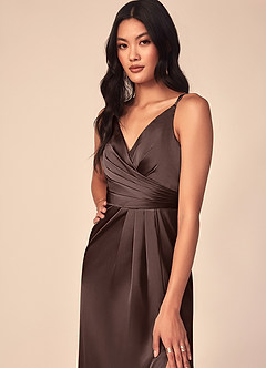 Azazie Aqua Jurken voor bruidsmeisjes Jurk van Stretch Satijn met A-Lijn V-hals geplooid Ganache image6