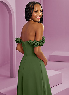 Barbie ♥ Azazie Suknie dla druhen Rozkloszowana szyfonowa sukienka z odkrytymi ramionami i kwiatowymi rozetkami image2