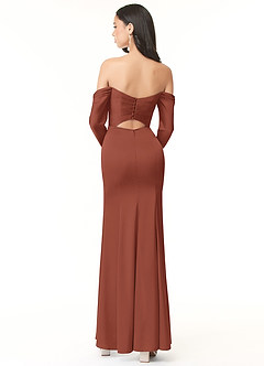 Azazie Hallie Vestidos de damas de honor Vestido de Castaño de Satén Elástico de Corte Recto Convertible con Manga larga con hombros descubiertos image3