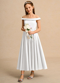 Azazie Teeny Girls Formal Vente Finale Robe Trapèze en Mat Satiné Plissée Blanc image1