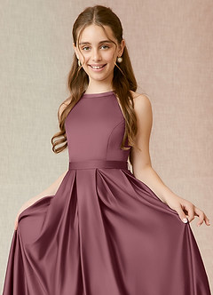 Azazie Arianthe Junior Vestido Rosa Del Desierto de Satén Elástico de Corte en A con con bolsillos image4