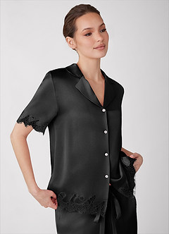 front Ensemble pyjama en satin lumineux à manches courtes et pantalon long