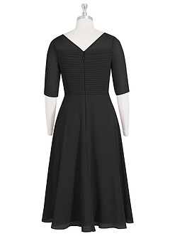 Azazie Naomi Abiti per la Madre della Sposa Abito A-Line in Chiffon Plissettato con Scollo a Barca Nero image8