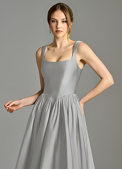 Azazie Verina Abiti da Damigella Abito A-Line in Raso Elasticizzato Plissettato Argento image2