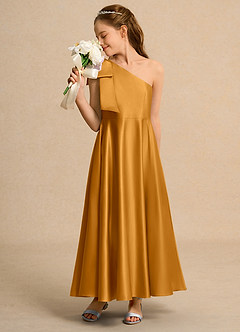 Azazie Guppy Junior Formal vestidos de niña de las flores Vestido de Caramelo de Satin Mate de Corte En A con Hombro unilateral image4