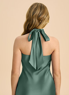 Azazie Chickie Junior Robe Fourreau en Satin extensible Plissée Eucalyptus image6