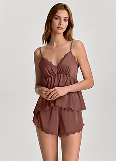 front Ensemble pyjama caraco et short en satin avec col en dentelle et buste à volants