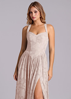 Azazie Francis Robes de demoiselle d'honneur Robe Trapèze en Blumen-Burnout Corset Rose Pâle image7