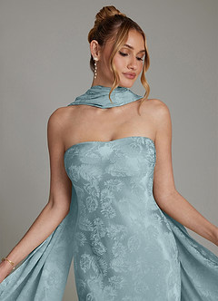 Azazie Viv Robes de demoiselle d'honneur Robe Fourreau en Jacquard Sans bretelles Jacquard Bleu Clair image8