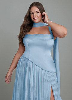 Azazie Stephanie Robes de demoiselle d'honneur Robe Trapèze en Satin extensible Plissé Poudre Bleue image13