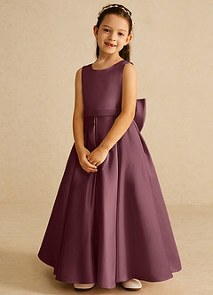 Azazie Pipsy Blumenmädchenkleider A-Linie Schleifen Matte Satin Kleid Sangria image4