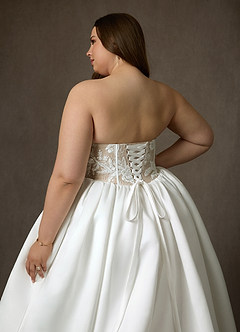 Azazie Mirabeth Hochzeitskleider Ballkleid Schulterfrei Spitze Kleid Diamantweiß Nude image12