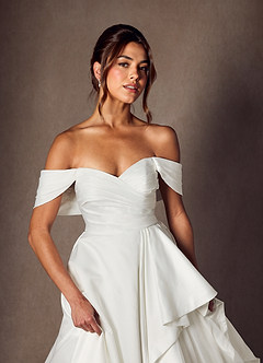 Azazie Alexandria Vestidos de novia Vestido de Diamante Blanco de Satin Mate de Corte en A con Vestidos sin tirantes image8