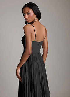 Azazie Akiko Probar vestidos en casa Vestido de Negro de Gasa de Corte en A con Escote de Corazón image6