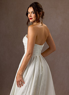 Azazie Daliah Robes de mariée Robe Trapèze en Jacquard Floral Sans bretelle Blanc De Diamant image2