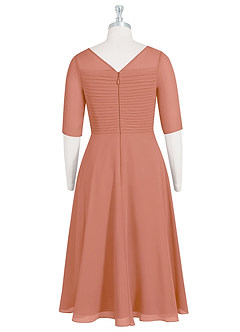 Azazie Naomi Abiti per la Madre della Sposa Abito A-Line in Chiffon Plissettato con Scollo a Barca Più Tagliato image8