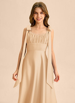 Azazie Halley Junior Vestido de Oro de Satén Elástico de Corte en A con Lazo image6