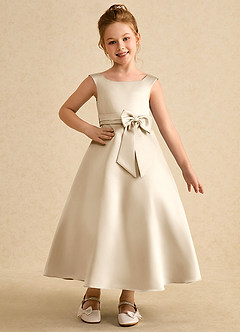Azazie Eve Robe Demoiselle D'honneur Fillette Robe Trapèze en Mat Satiné Plissée Champagne image1