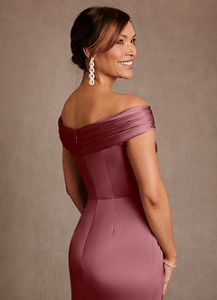 Azazie Bedford Mère de la mariée Robes Robe Fourreau en Satin extensible Plissée Rose Du Désert image6
