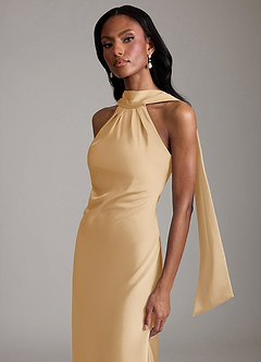 Azazie Cassiana Jurken voor bruidsmeisjes Jurk van Stretch Satijn met Zeemeermin Geplooid Goud image3