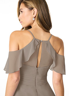 Azazie Dakota Vestidos de damas de honor Vestido de Gris Pardo de Gasa de Corte en A con Cuello en V plisado image8