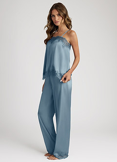 front Pyjamaset bestaande uit een topje en een broekje van kant en satijn