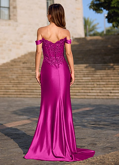 Opulence Magenta Robe de bal corset fleurie image2