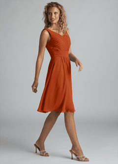 Azazie Grace Vestidos de damas de honor Vestido de Naranja Quemada de Gasa de Corte en A con Plisado image4