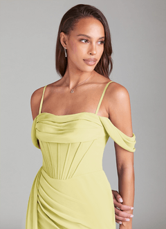 Azazie Amyra Jurken voor bruidsmeisjes Converteerbaar Jurk van Chiffon met Kolom Off the Shoulder Citroensorbet image5