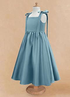 Azazie Chelsie vestidos de niña de las flores Vestido de Azul Malhumorado de Satin Mate de Corte En A con Lazo image7