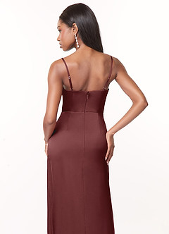 Azazie Maci Vestidos de damas de honor Vestido de Acai de Satén Elástico de Corte En A con Cuello en V plisado image3