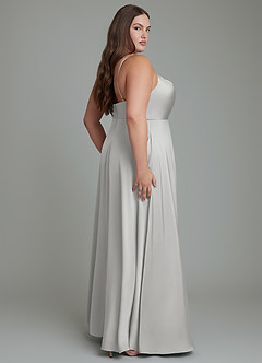 Azazie Sarella Robes de demoiselle d'honneur Robe Trapèze en Satin extensible Plissé Argent image7