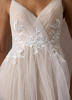 Azazie Liana Abiti da Sposa Abito A-Line in Tulle con Scollo a V e Paillettes Diamante Bianco Nudo image5