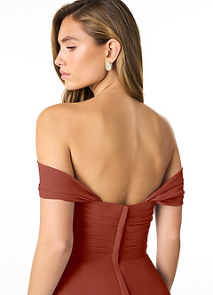 Azazie Kaitlynn Abiti da Damigella Abito Convertibile Impero in Chiffon Increspato Auburn image6