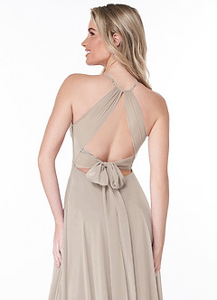Azazie Evalleen Robes de demoiselle d'honneur Robe Trapèze en Mousseline de soie Plissée Givre image3