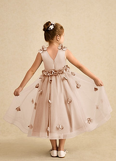 Azazie Atta vestidos de niña de las flores Vestido de Rosa Inglesa de Tul de Corte En A con Hombro unilateral image2