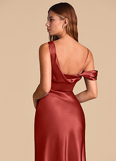 Azazie Madelyn 신부 들러리 드레스 인어 오프 더 숄더 메탈릭 새틴 바닥 길이 드레스 image7