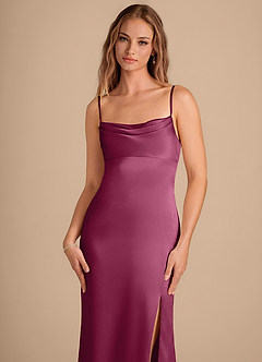 Azazie Camila Brautjungfernkleider Etui Herzausschnitt Metallischer Satin Kleid Burgunderrot image2
