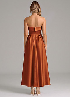 Azazie Lucienne Robes de demoiselle d'honneur Robe Trapèze en Satin extensible Plissée Cannelle image6