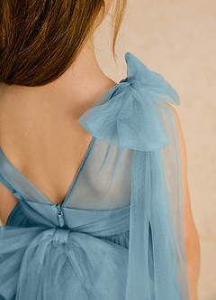 Azazie Dori Robe Demoiselle D'honneur Fillette Robe Trapèze en Tulle Rayé Bleu Maussade image8