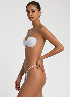 front Azazie Diamantově bílé krajkové push-up nálepky na bradavky