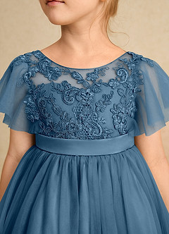 Azazie Queenie Robe Demoiselle D'honneur Fillette Robe Trapèze en Dentelle Bermude image4