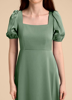 Azazie Briar Junior Abito A-Line in Raso Elasticizzato Fiocco Matcha image8