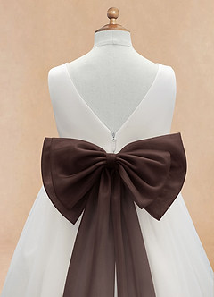 Azazie Kavi Blumenmädchenkleider A-Linie Schleifen Matte Satin Kleid Elfenbein Ganache image10