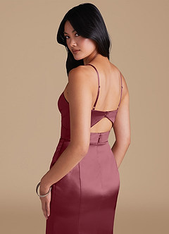 Azazie Shania Vestidos de damas de honor Vestido de Rosa Del Desierto de Satén Metálico de Corte Recto con Plisado image4
