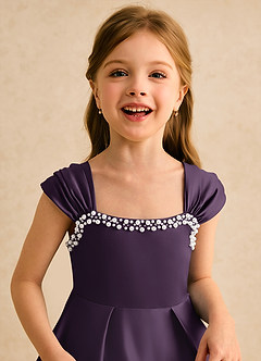 Azazie Yosemite Jurken voor bloemenmeisjes Baljurk Jurk van Mat Satijn Sweetheart Halslijn Pruim image7