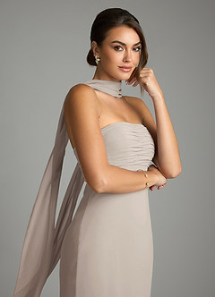 Azazie Saylor Brudtärnklänningar Klä av Sjöjungfru i Chiffong Axelbandslös Frost image2