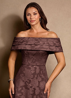 Azazie New Britain Abiti per la Madre della Sposa Abito A-Line in Burnout Floreale Plissettato Espresso image5